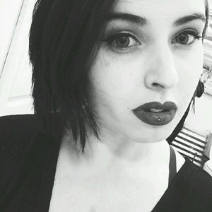 Meet your Posher, Pearl